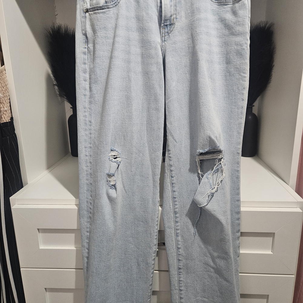 Old Navy Light Blue Straight Leg Jeans